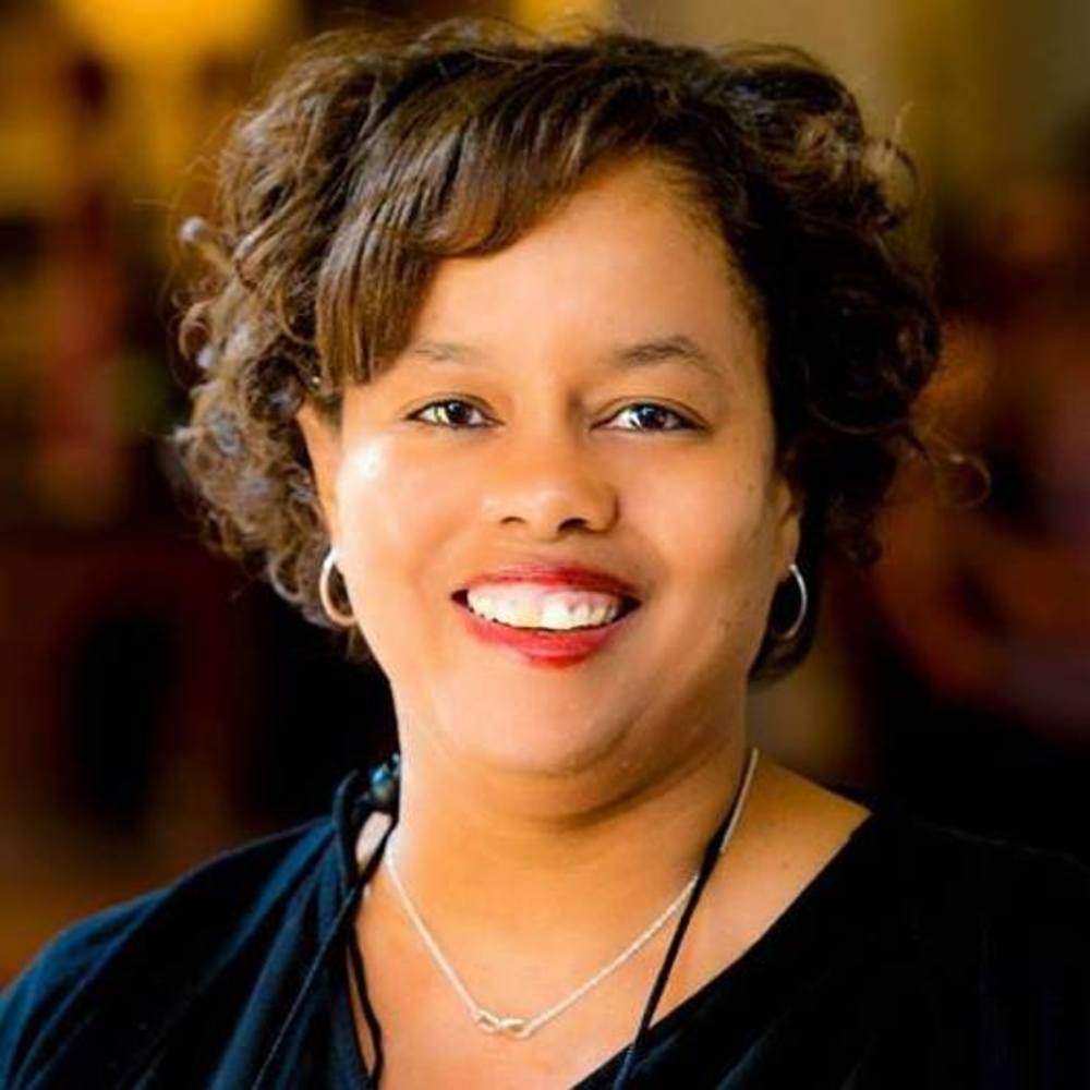 Meet your Posher, Carolyn